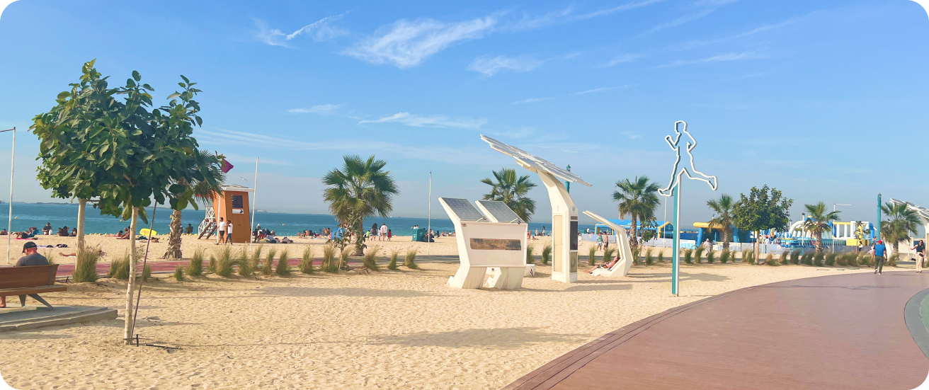 Beachfront boardwalk along Jumeirah Beach, Dubai